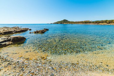 Porto Pirastu sahil çakıl