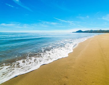 Altın sahil Feraxi Beach