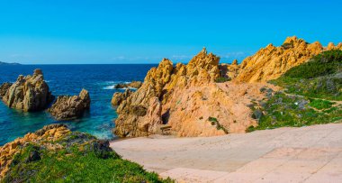 costa paradiso kayalarda