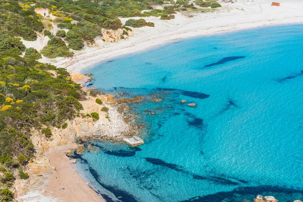 Τυρκουάζ θάλασσα άνοιξη — Φωτογραφία Αρχείου