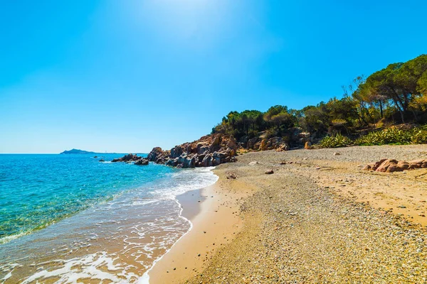 Gyllene stranden i Santa Maria Navarrese — Stockfoto