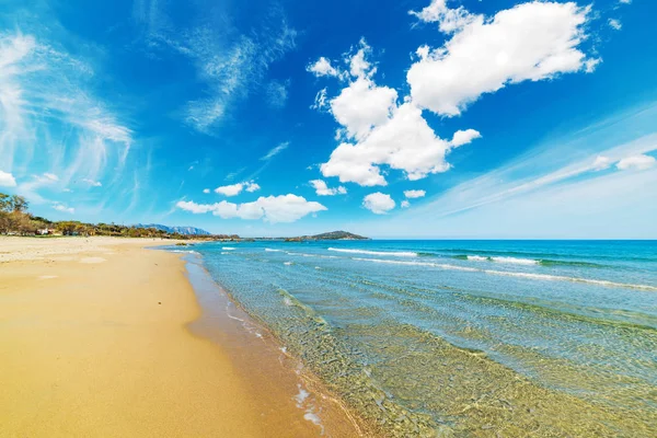 Spiaggia di Orri in una giornata nuvolosa — Foto Stock