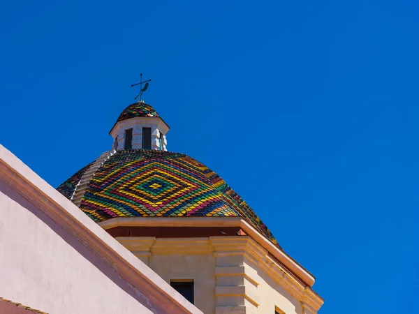 Domo de San Michele en Alghero en un día soleado — Foto de Stock