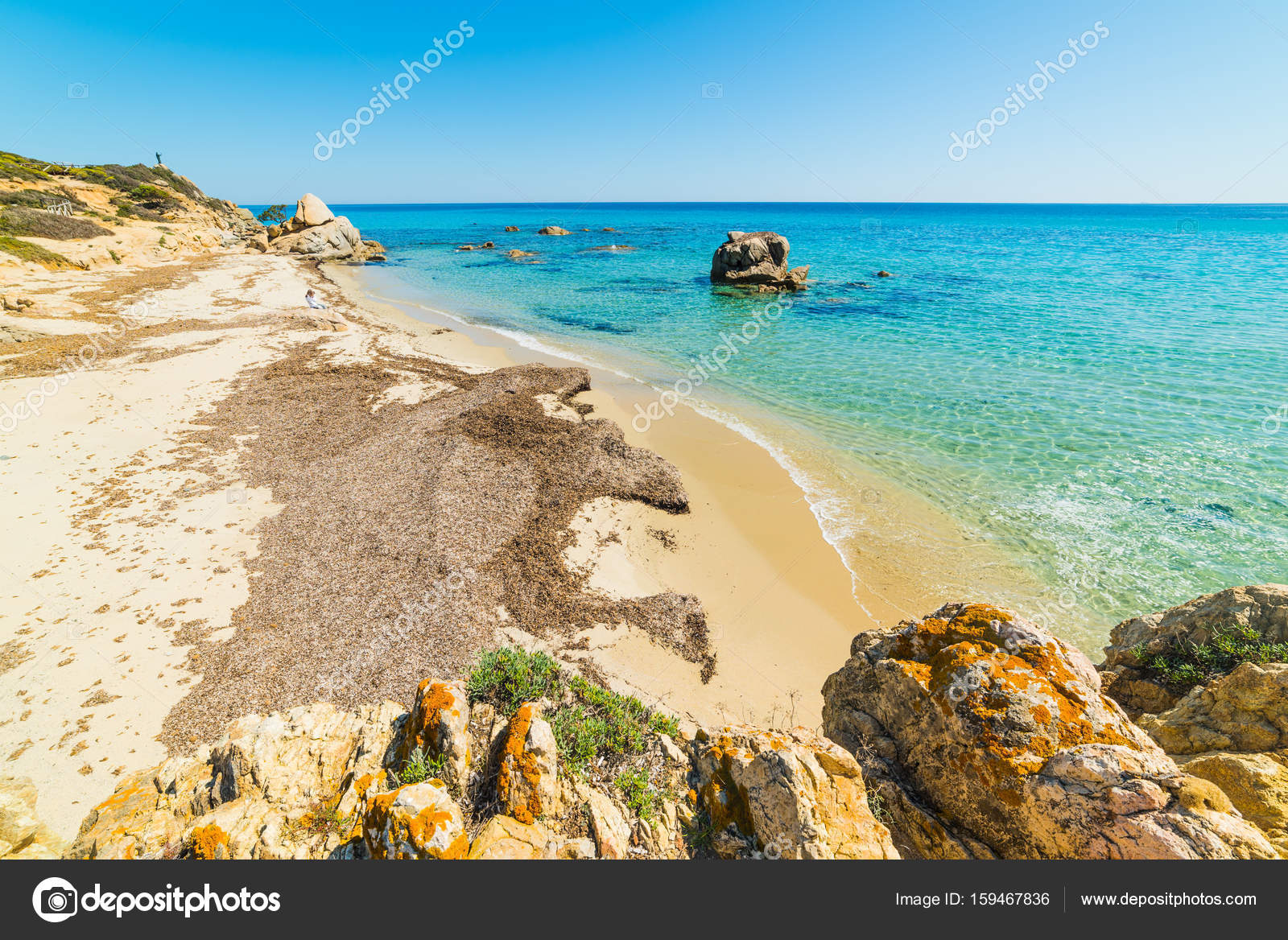 Acqua Del Turchese In Spiaggia Di Santa Giusta Foto Stock