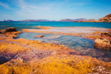 Kayalık sahil çekimde bulanıklık etkisi