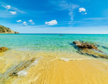 Turquoise sea in Cala Monte Turno