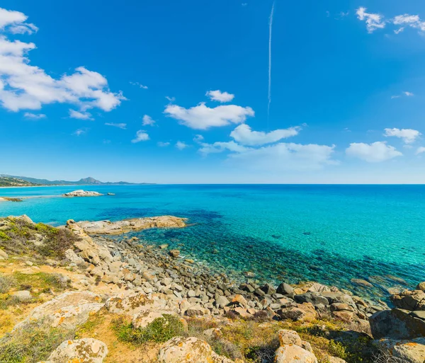 Güneşli bir günde Santa Giusta beach — Stok fotoğraf