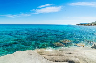 Renkli sahil Sant'Elmo