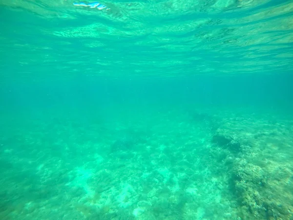 Água azul-turquesa vista de baixo — Fotografia de Stock