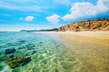 Santa Giusta Beach temiz su