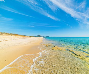 PISCINA Rei kıyı bahar içinde