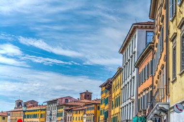 Pisa Lungarno tarihi binalarda