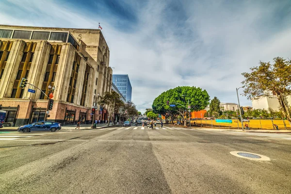 在洛杉矶市中心的十字路口 — 图库照片