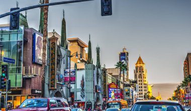 Dünya ünlü Hollywood blvd gün batımında