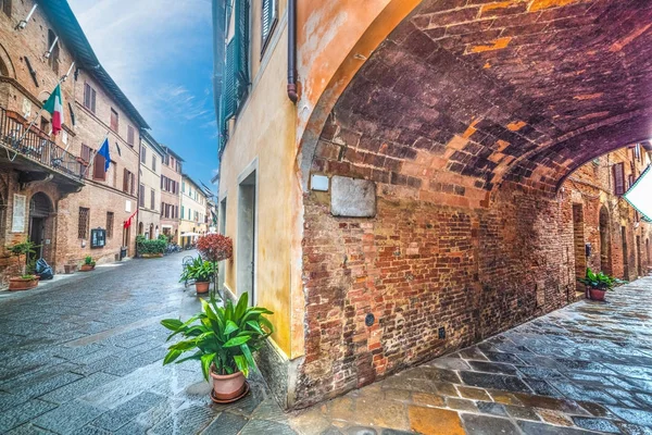 Arco rústico em San Quirico d 'Orcia — Fotografia de Stock