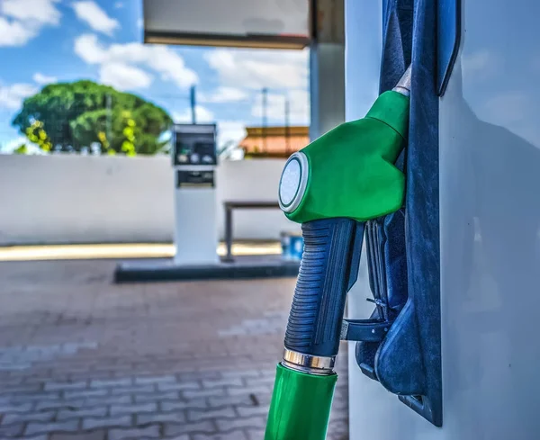 Boquilla de combustible sin plomo de cerca — Foto de Stock