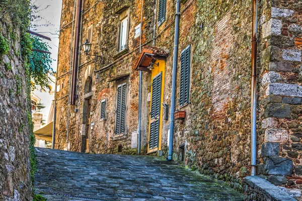 Rua rústica na Toscana — Fotografia de Stock