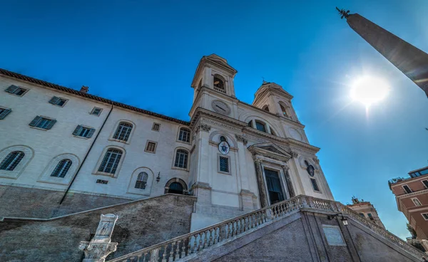 Trinita dei Monti em Roma — Fotografia de Stock