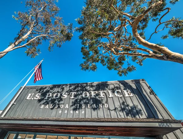 Balboa Island Correios em um dia ensolarado — Fotografia de Stock