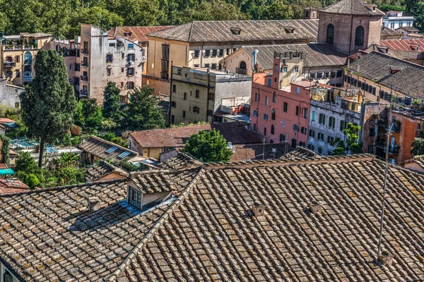 Alte dächer in rom — Stockfoto