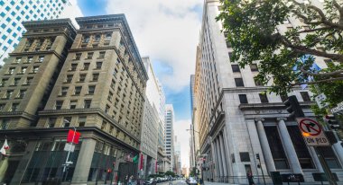 Montgomery ve California Caddesi kavşak