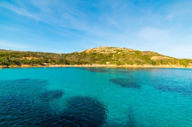 Spalmatore plaj üzerinde açık gökyüzü