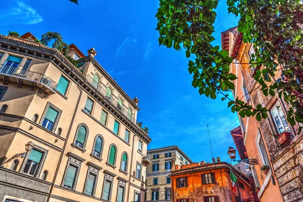 Elegantes edifícios em Roma — Fotografia de Stock
