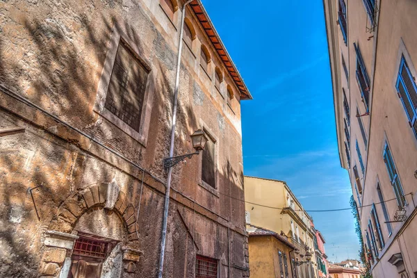 Antigua fachada en Roma — Foto de Stock