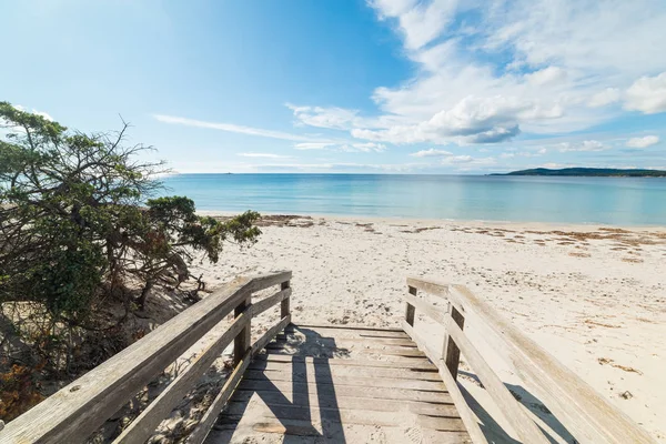 Paseo marítimo hasta la playa de Alghero — Foto de Stock