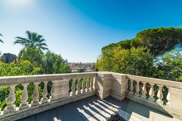 Vista panoramica di Roma vista dalla Terrazza del Pincio — Foto Stock