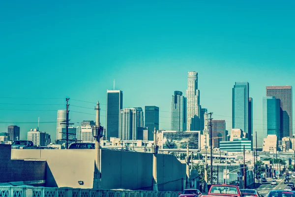 Центр Лос-Анджелеса в ясный день — стоковое фото