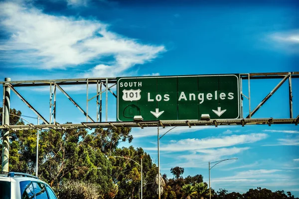 Los Angeles 101 freeway destination tecken — Stockfoto