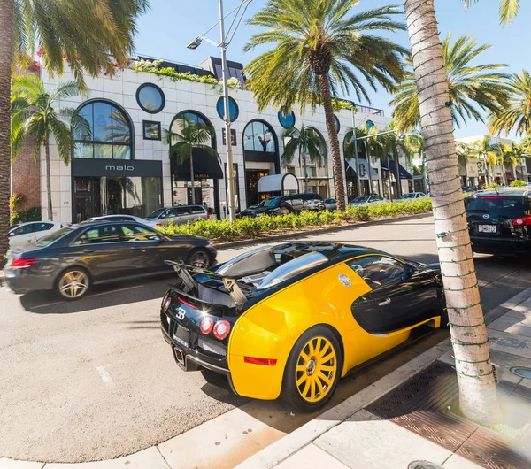 Bugatti Veyron en Rodeo Drive, Beverly Hills —  Fotos de Stock