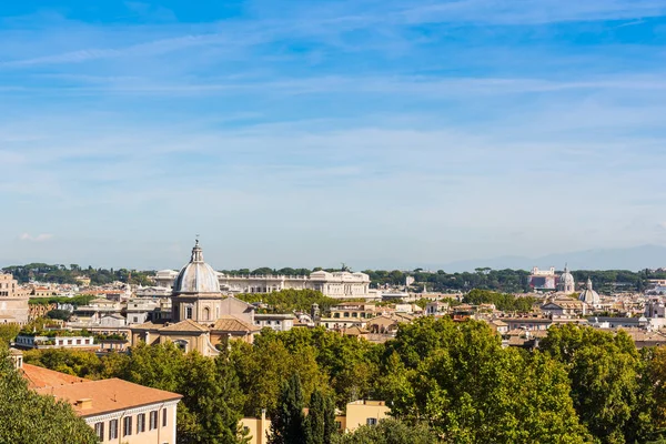 Cityscape of Rome seen from Promenade of the Janiculum — Stock Photo, Image