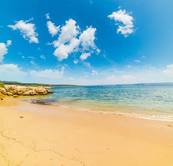 Spiaggia sabbiosa in Sardegna — Foto Stock