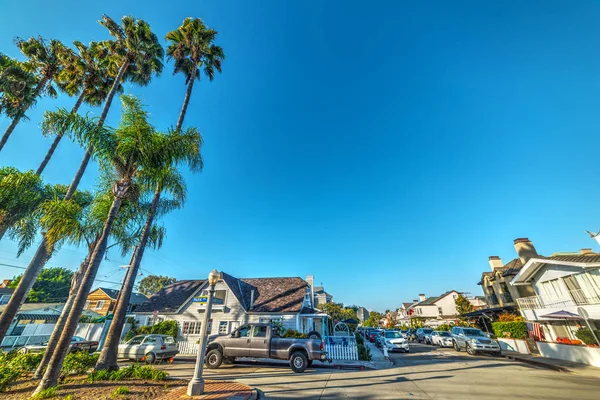 Blå himmel över Balboa island — Stockfoto