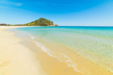 Colorful shore in Cala Monte Turno