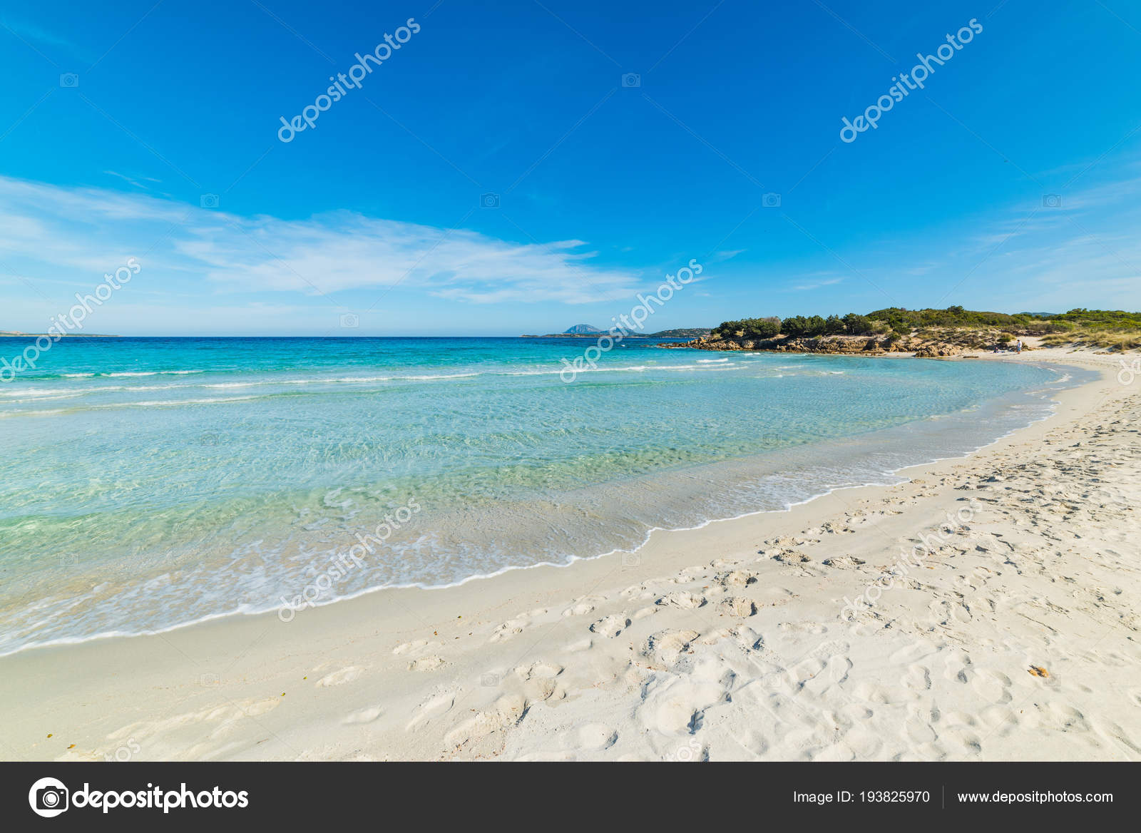 Sabbia Bianca In Spiaggia Di Rena Bianca In Costa Smeralda