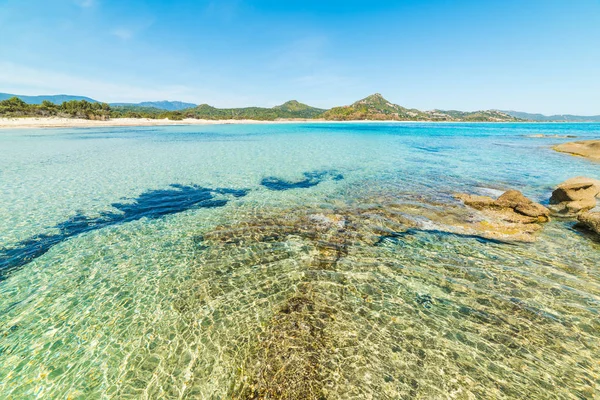 Kristálytiszta víz Scoglio di Peppino Beach — Stock Fotó