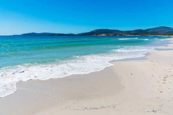 Costa colorida em alghero — Fotografia de Stock