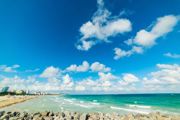 South Beach shore seen from South Pointe Pier — Stock Photo, Image