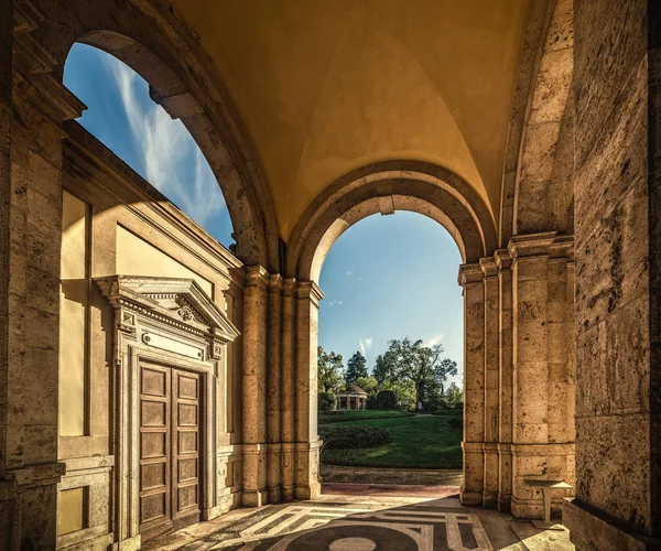 Arches in Montecatini Terme — Stock fotografie