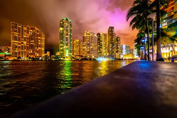 Skyscrapers in Miami Riverwalk at night — Stock Photo, Image