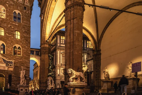 Loggia de Lanzi e Palazzo Vecchio em Florença — Fotografia de Stock