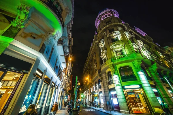 Kleurrijke Gevels Gran Boulevard Madrid Nachts Spanje — Stockfoto