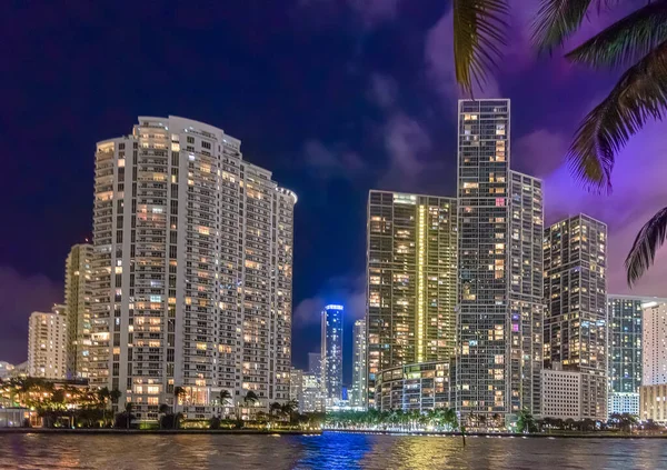 Arranha Céus Riverwalk Miami Noite Florida Eua — Fotografia de Stock