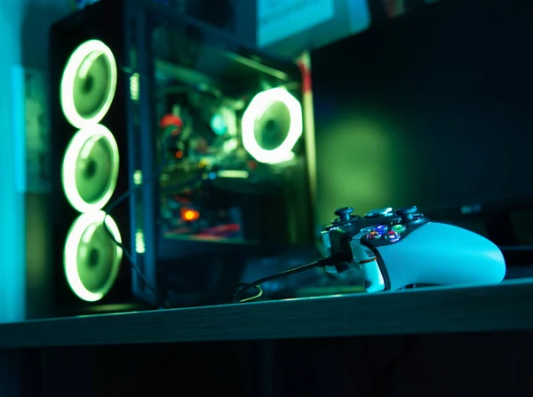 Game Vezérlő Üveg Esetben Rgb Világítás Háttérben — Stock Fotó