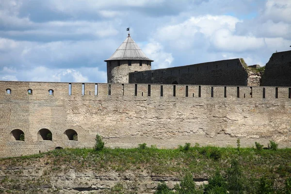 Eski kale duvarının görünümü — Stok fotoğraf
