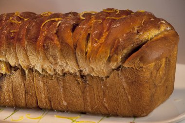  tarçın ile taze pişmiş ekmek