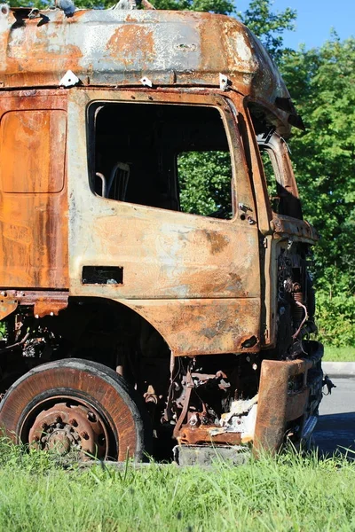 Camião queimado — Fotografia de Stock